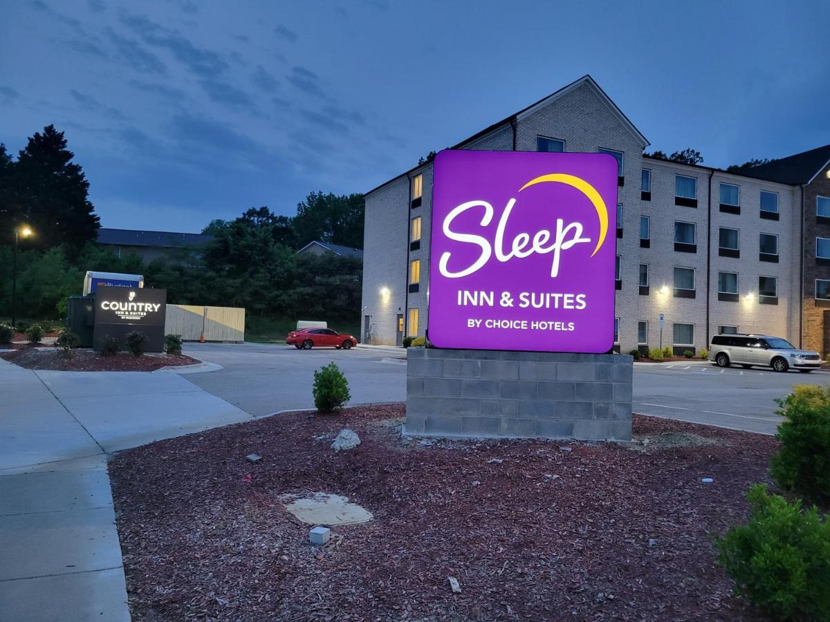 Sleep Inn & Suites - Coliseum Area Грийнсбъро Екстериор снимка